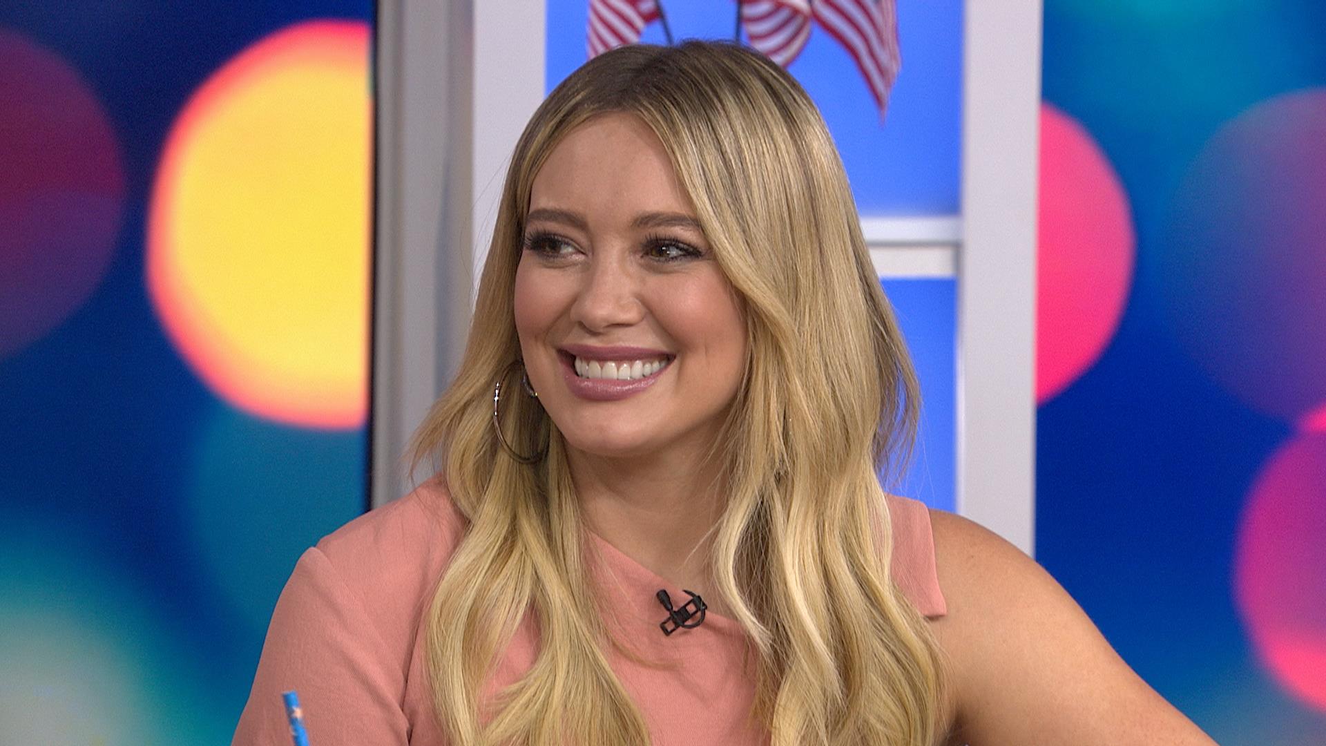 Younger Season 5 Hilary Duff Portrait Wallpapers