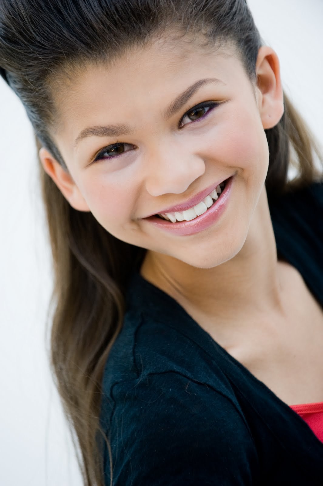 Zendaya Hairstyle Wallpapers