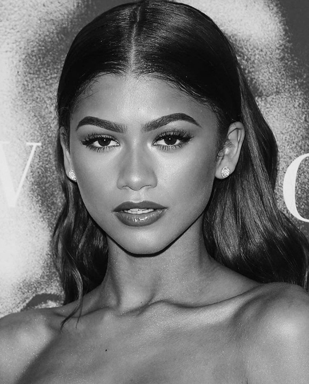 Zendaya Monochrome Wallpapers