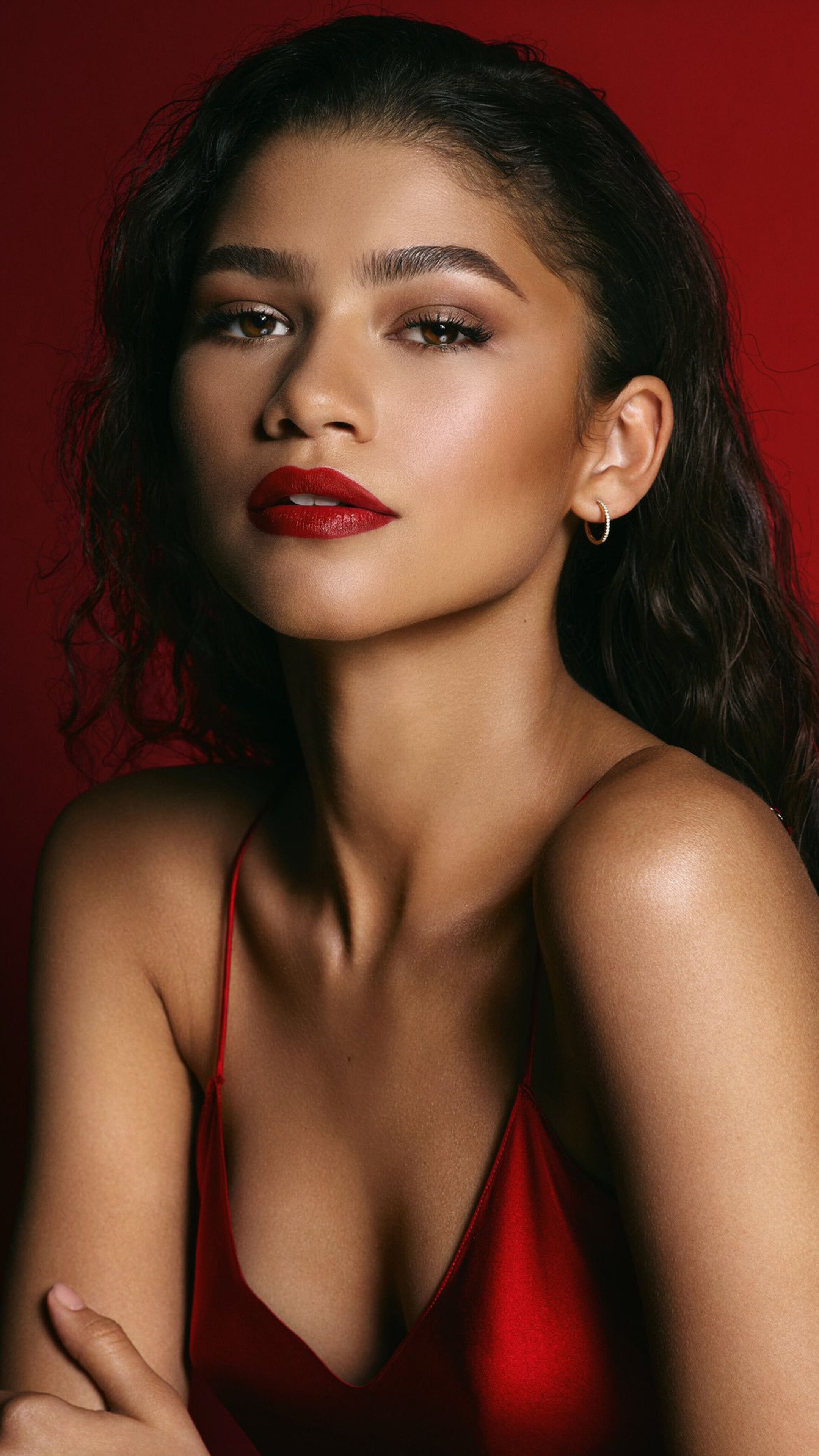 Zendaya Portrait 2021 Wallpapers