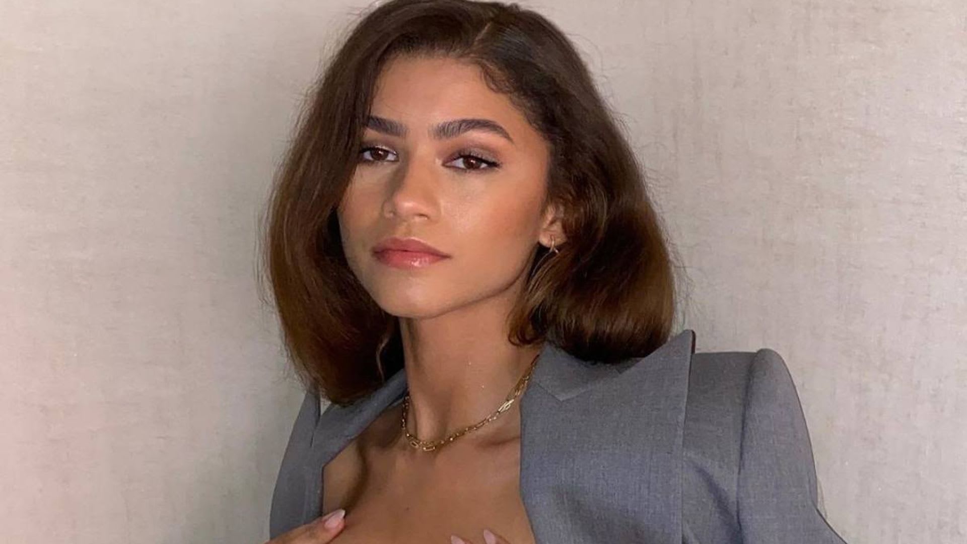 Zendaya Portrait 2021 Wallpapers