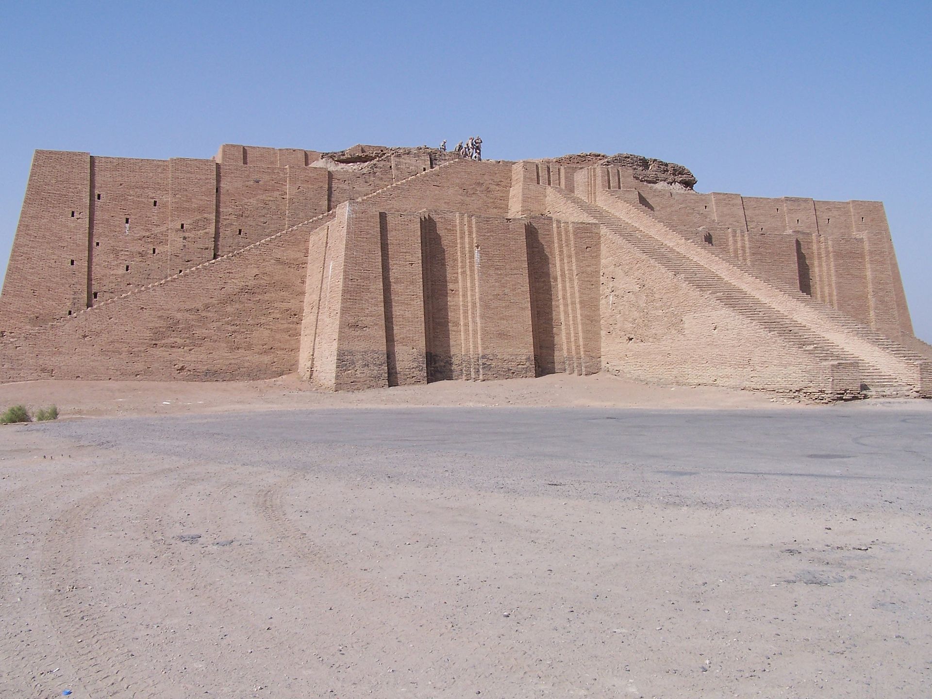 Ziggurat Wallpapers