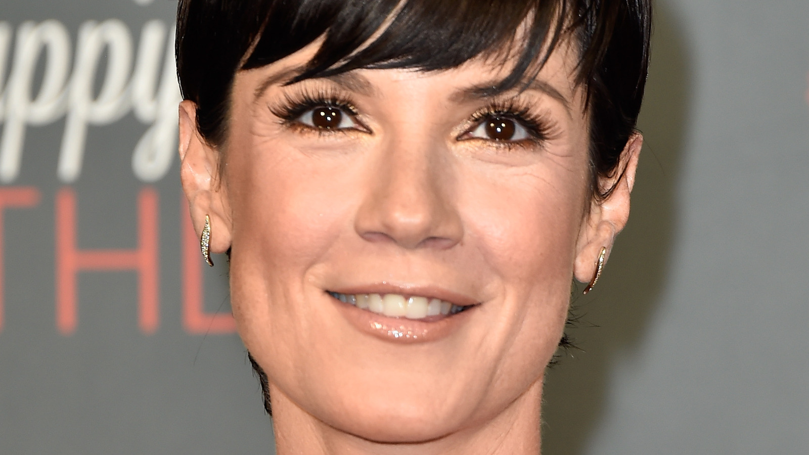 Zoe McLellan Wallpapers