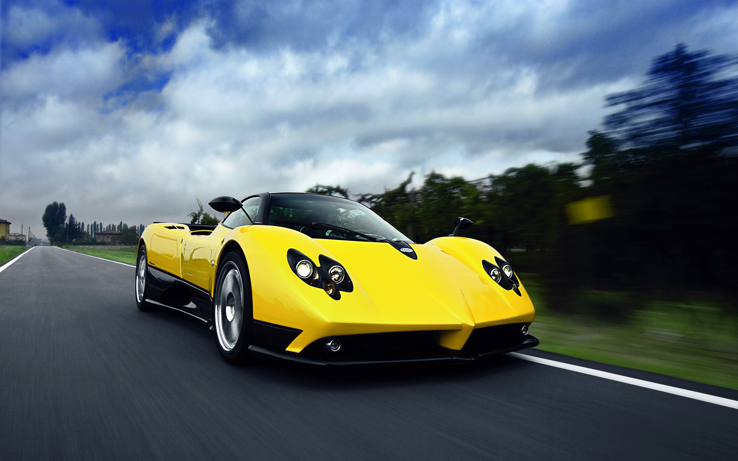 Zonda Tricolore Wallpapers