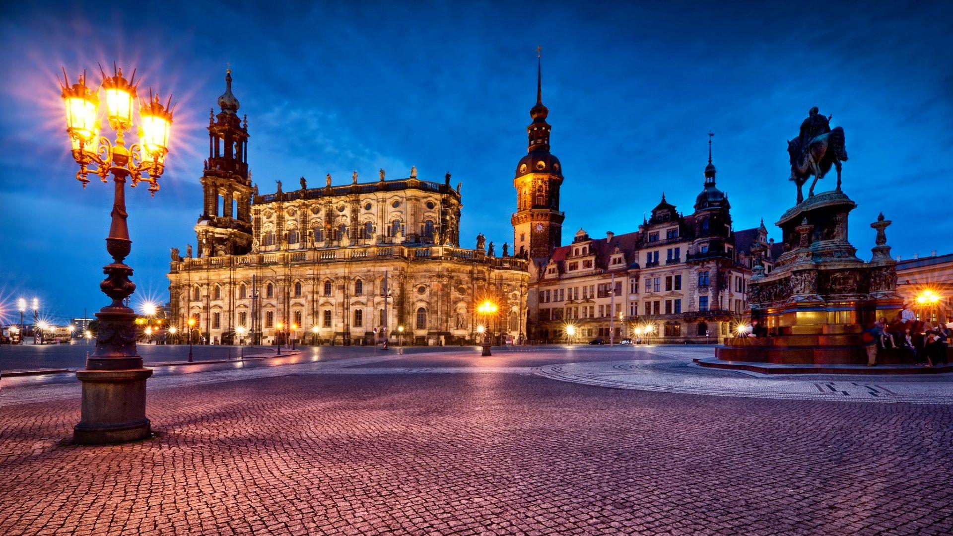 Zwinger (Dresden) Wallpapers